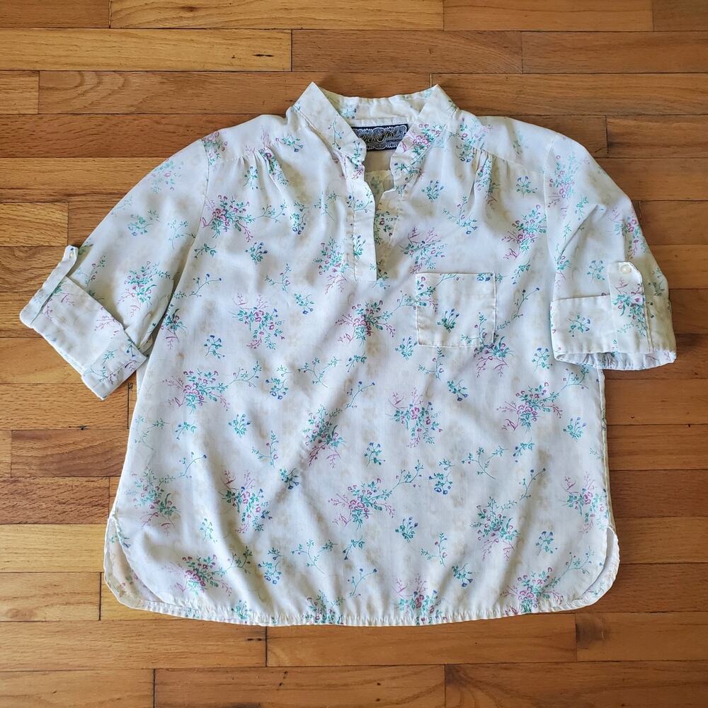 Rich Girl California Vintage 70s Split Neck‎ Top Allover Floral Boxy Fit Hippie